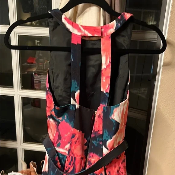 Floral Sleeveless Jumpsuit - Picture 2 of 7